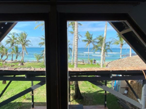 2 Bedroom Beach House at Jacking Horse and Cloud 9